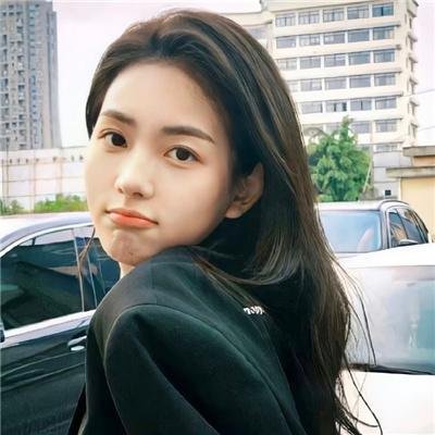 爬墙新娘年十八。封面